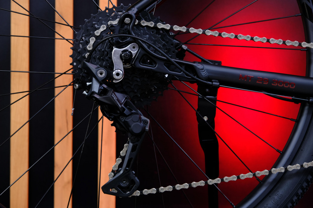 LORAK MT 29 - 3000 Матовый Чёрный/Красный рама 17 (на рост 165-175)